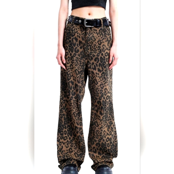 NWT Jeans for Women High Waist Leopard Print Cheetah Pants Straight Leg Unisex - Picture 2 of 9